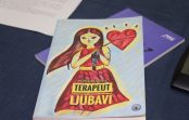TERAPEUT LJUBAVI: Vahida Djedović u prvoj knizi govorila je o sreći. Sada govori o ljubavi. TERAPEUT LJUBAVI: Vahida Djedović u prvoj knizi govorila je o sreći. Sada govori o ljubavi.