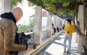 Novi Čolin spot “Tebe čuvam za kraj” sniman u Lisabonu. Zdravko Čolić u ulozi fotografa. Novi Čolin spot “Tebe čuvam za kraj” sniman u Lisabonu. Zdravko Čolić u ulozi fotografa.